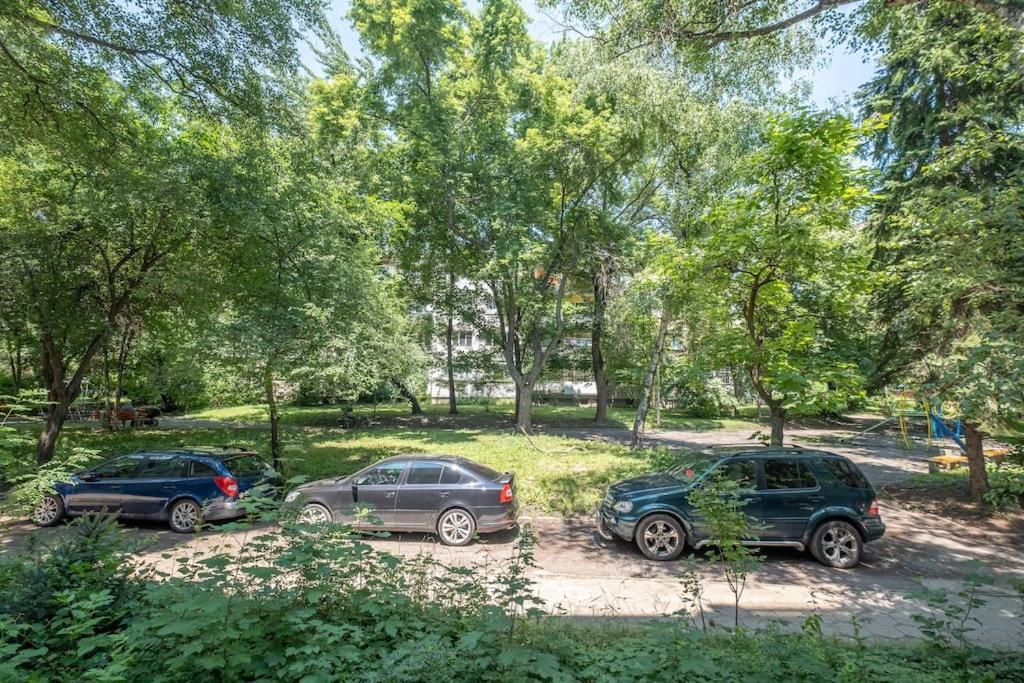 Top Location, Brand New 3 Bdrm Apt & Free Parking Σόφια Εξωτερικό φωτογραφία